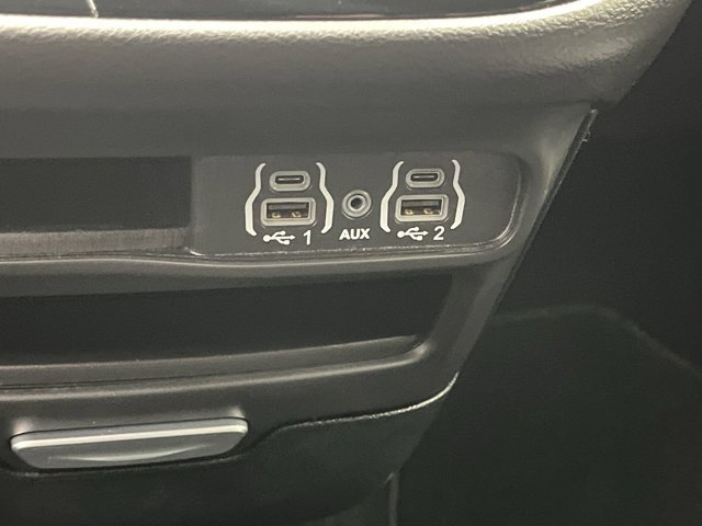 2025 Chrysler Pacifica Select - Photo 24