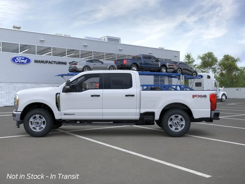 New 2026 Oxford White Ford XLT image 3