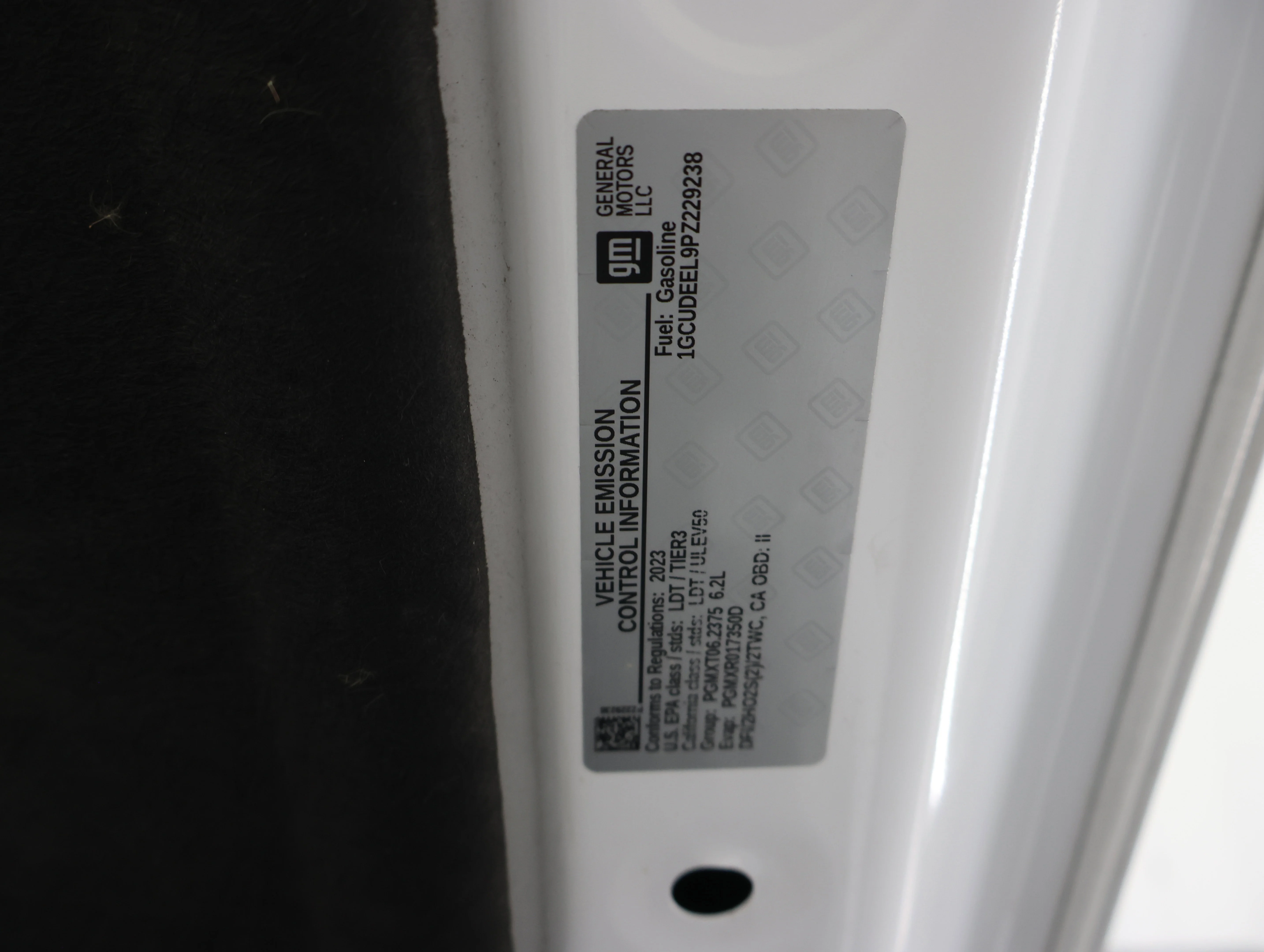 Used 2023 Summit White Chevrolet RST image 18