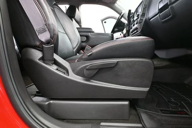 Used 2016 Red Chevrolet LT image 35