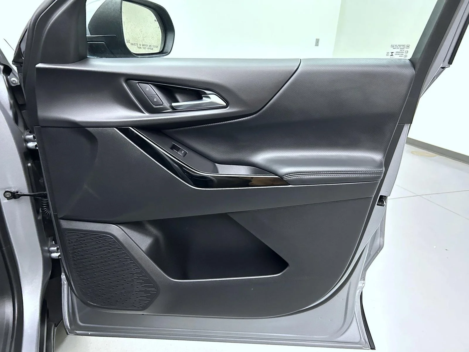 Used 2025 Gray Chevrolet LT image 16