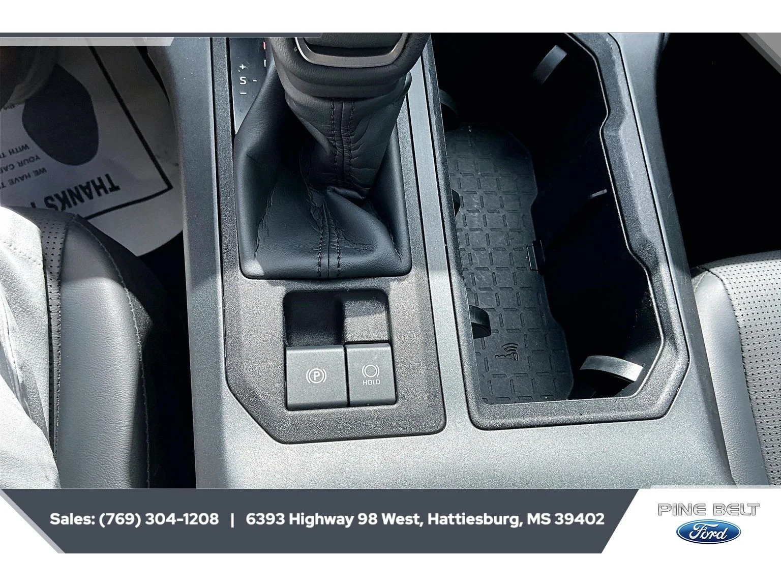 Used 2026 Midnight Black Metallic Toyota XLE Premium image 23
