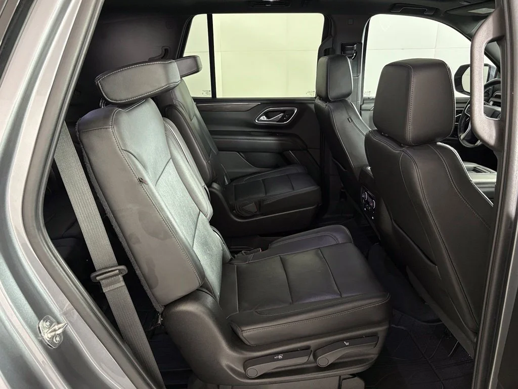 Used 2021 Gray Chevrolet Z71 image 43