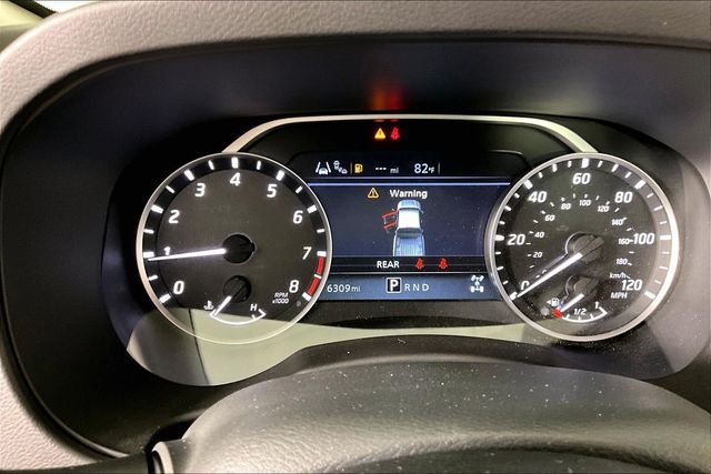 Used 2025 White Nissan S image 12