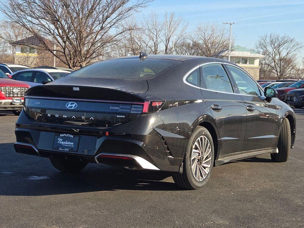 New 2026 Black Hyundai Limited image 14