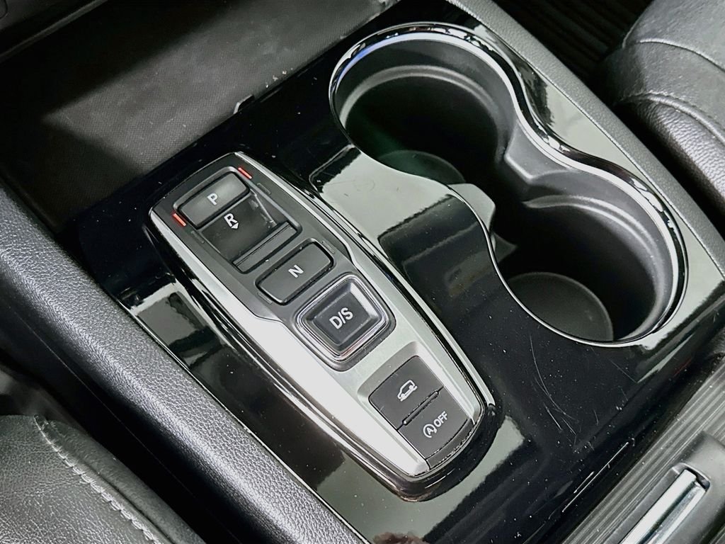 Used 2021 Crystal Black Pearl Honda Touring image 18