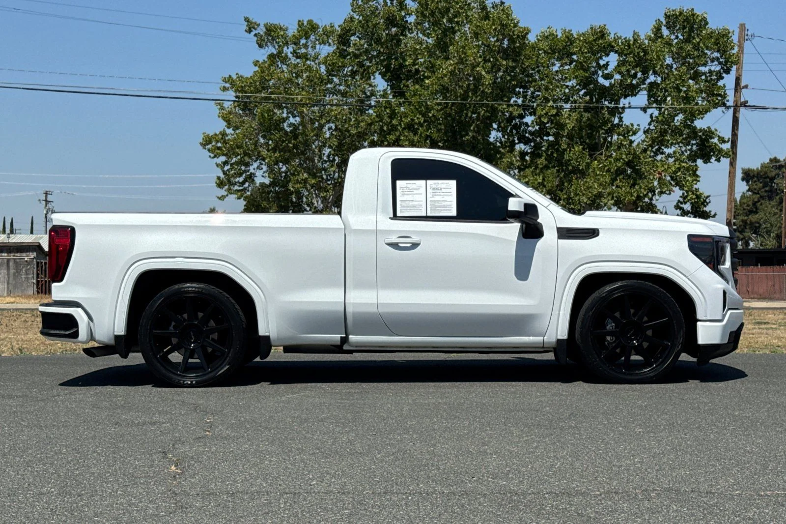 Used 2023 Summit White GMC Pro image 3