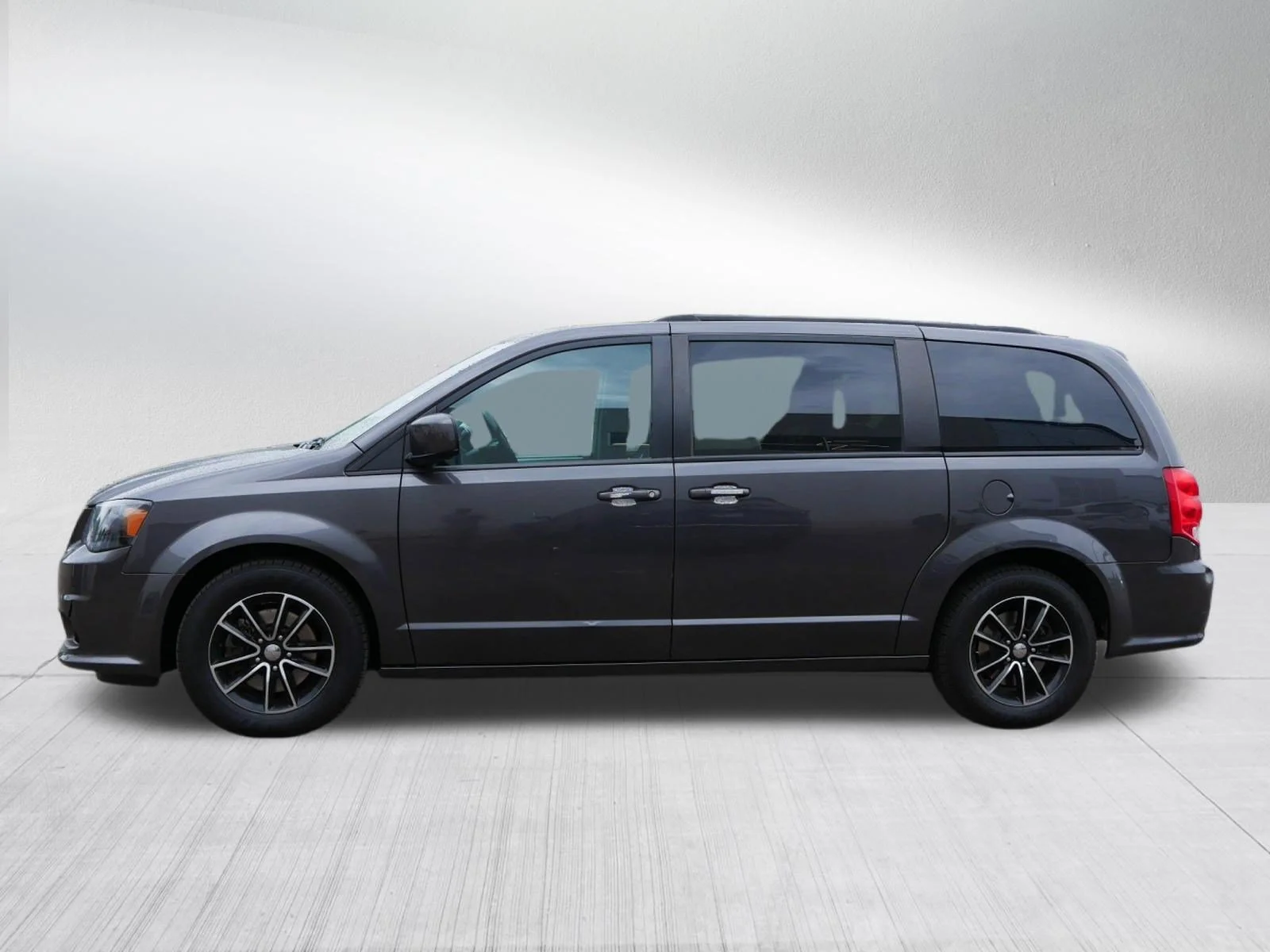 Used 2018 Granite Pearlcoat Dodge GT image 4