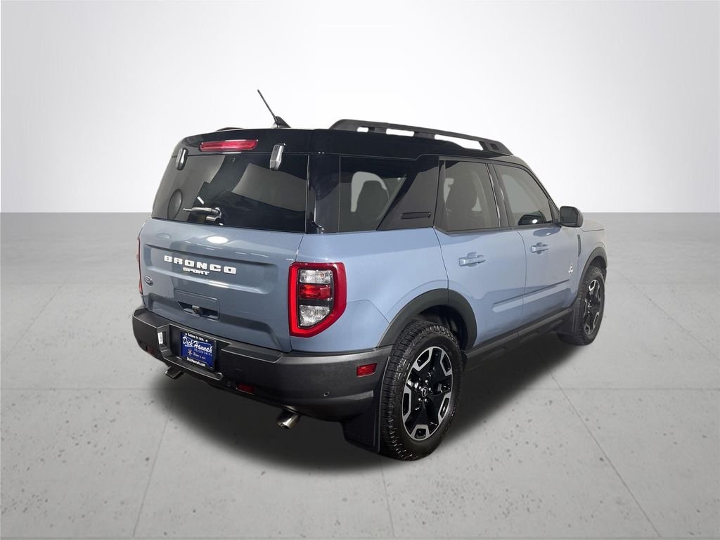 Used 2024 Gray Ford Outer Banks image 6