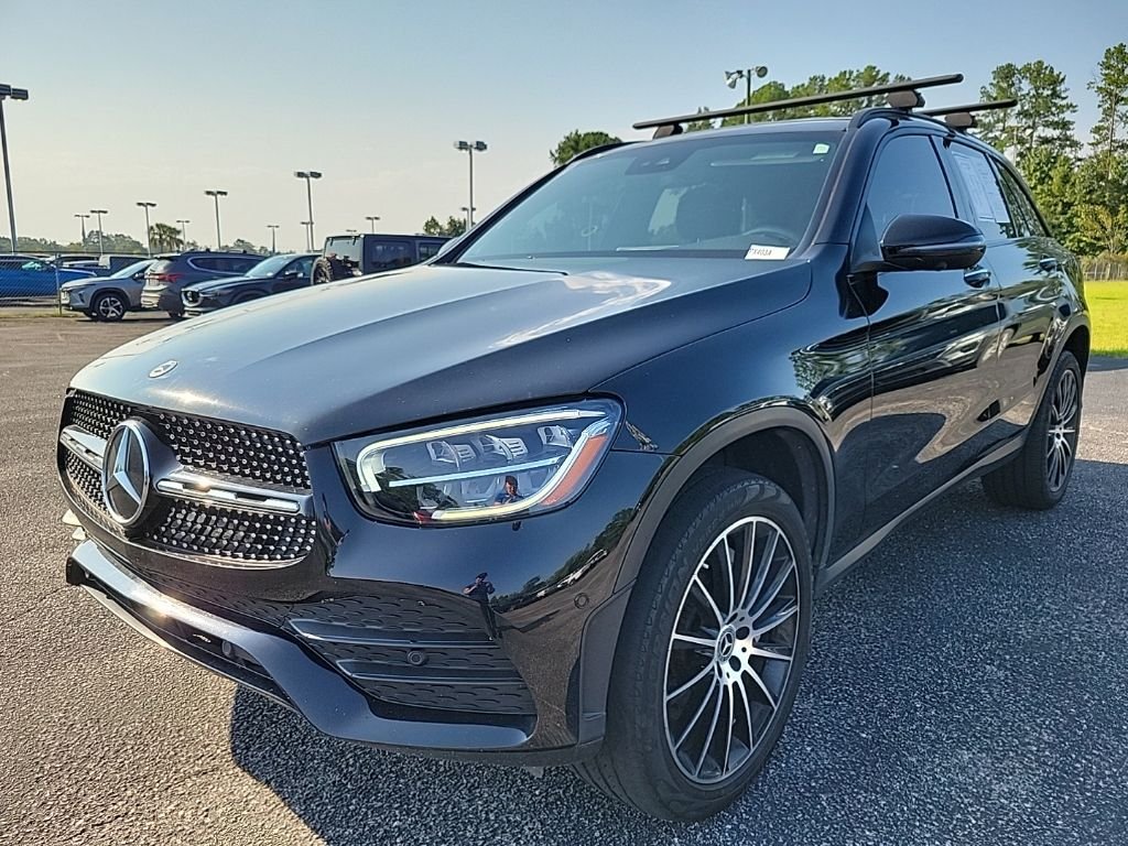Used 2022  Mercedes-Benz GLC 300 image 3