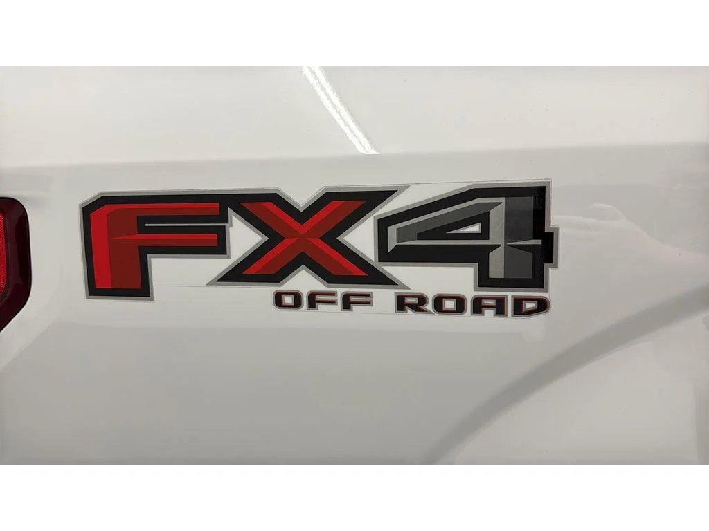 Used 2020 Oxford White Ford XLT Super Crew  4x4 3.5L 1 Owner 302A image 5