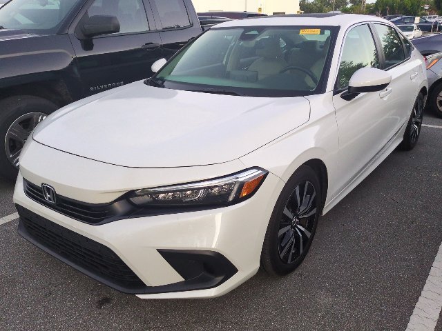 Used 2024 White Honda EX image 5