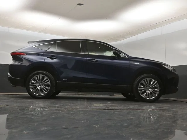 Certified Used 2021  Toyota Limited image 23