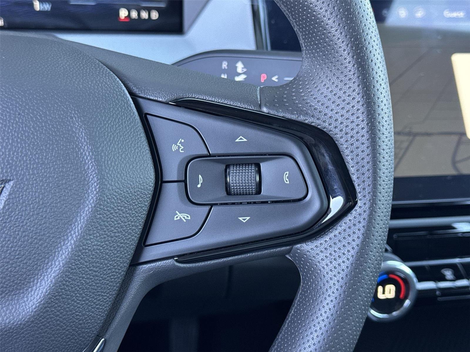 2027 Chevrolet Bolt LT - Photo 18