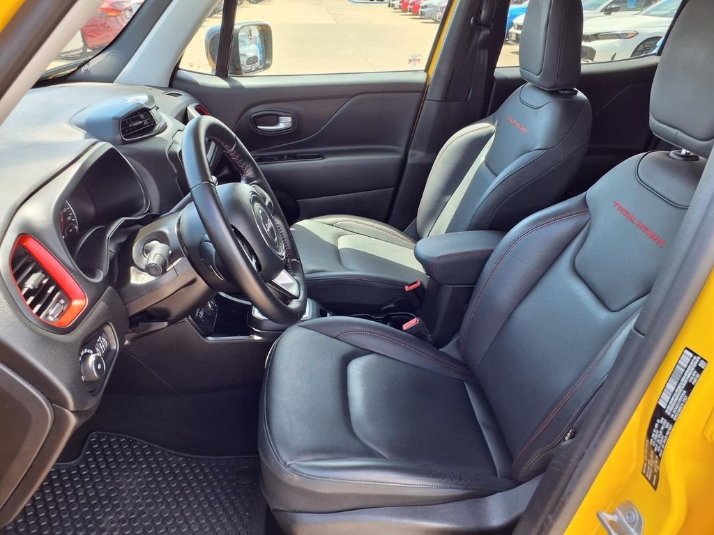 Used 2023 Solar Yellow Clearcoat Jeep Trailhawk image 13