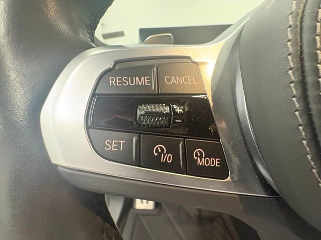 Used 2024 Gray BMW xDrive40i image 18