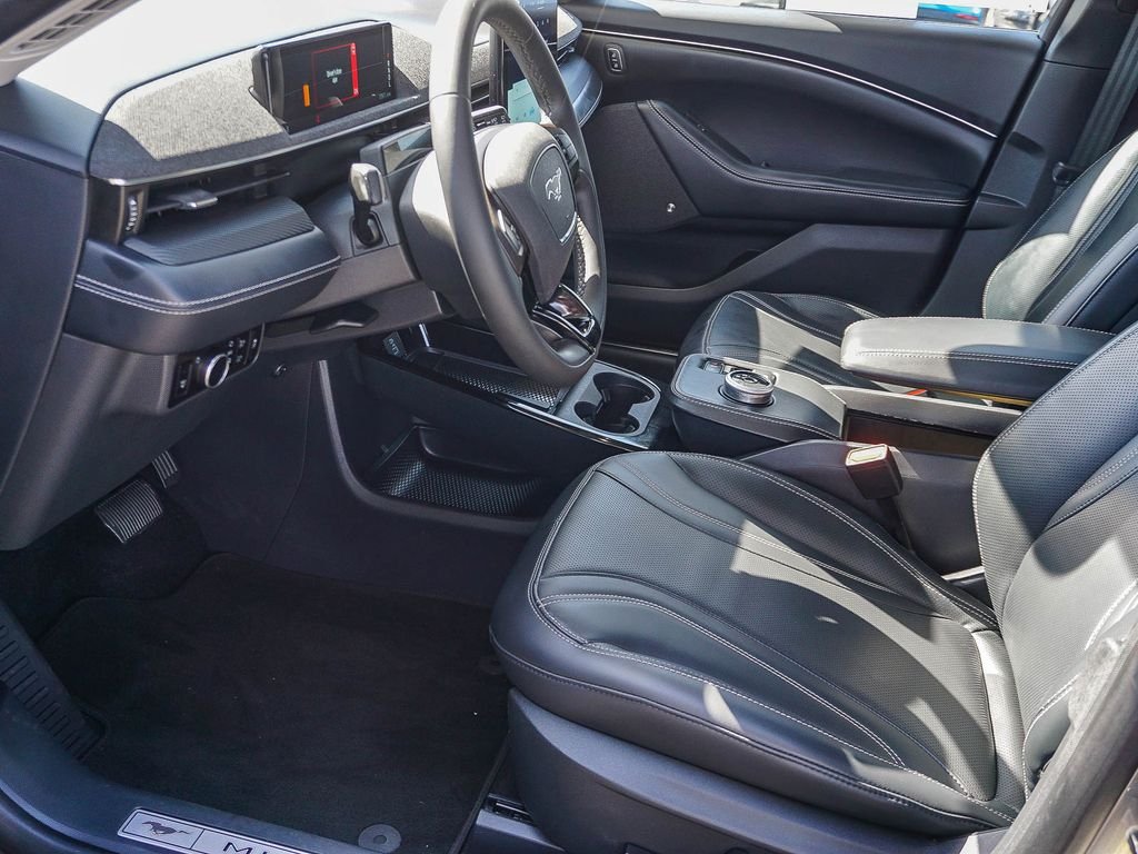 Used 2023 Gray Ford Premium image 18