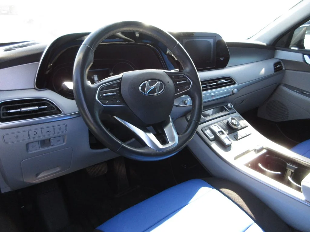 Used 2020 Gray Hyundai SEL image 6