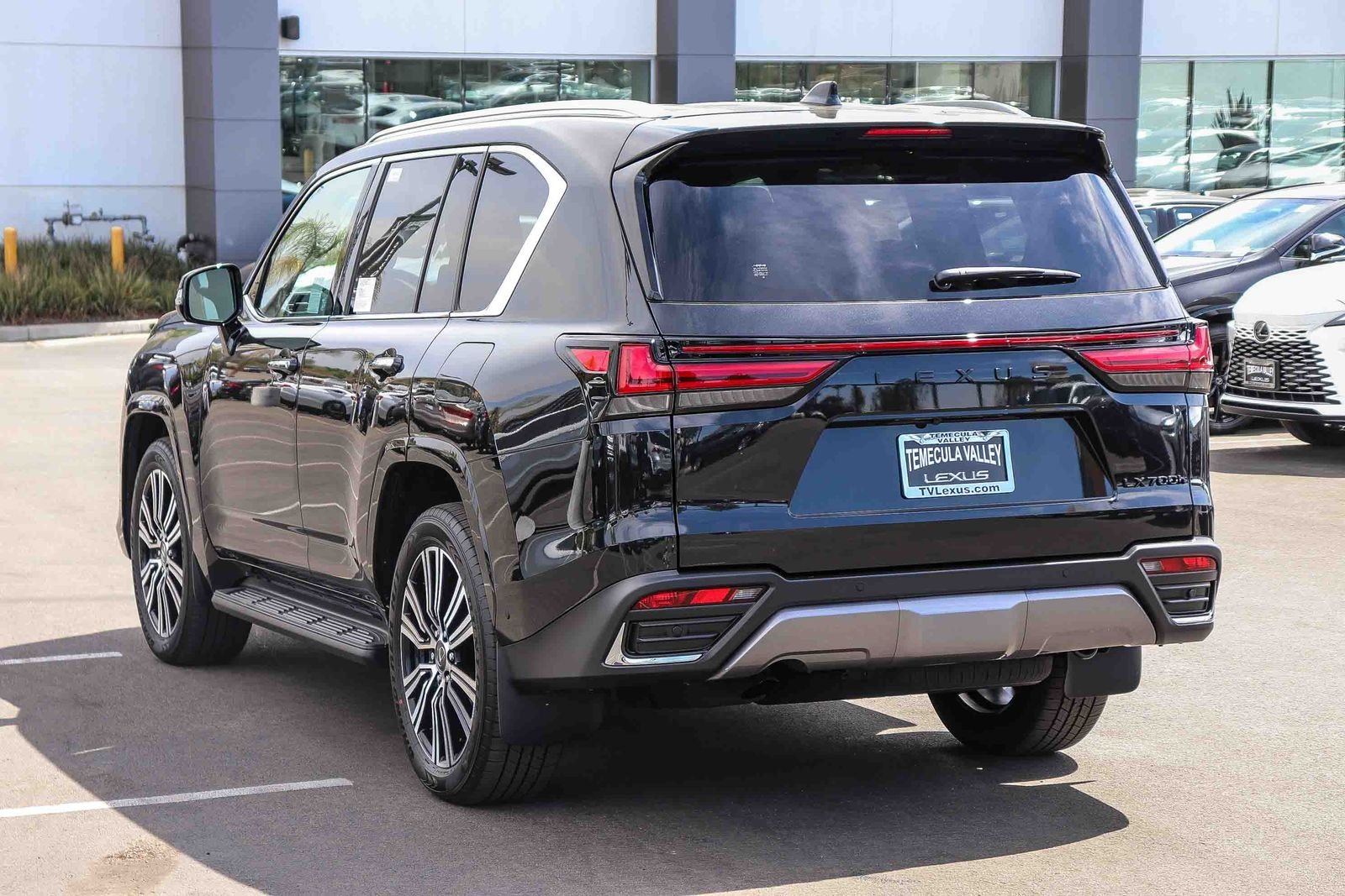 New 2026 Caviar Lexus LX 700h LUXURY image 4