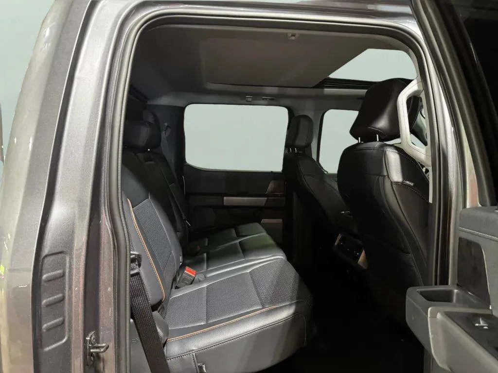 2025 Ford F-250 Super Duty Lariat - Photo 27