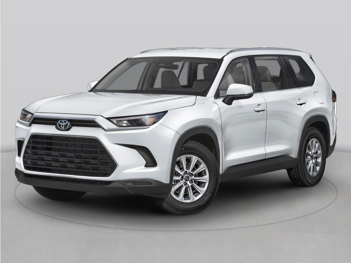 Used 2025 Silver Toyota XLE image 1