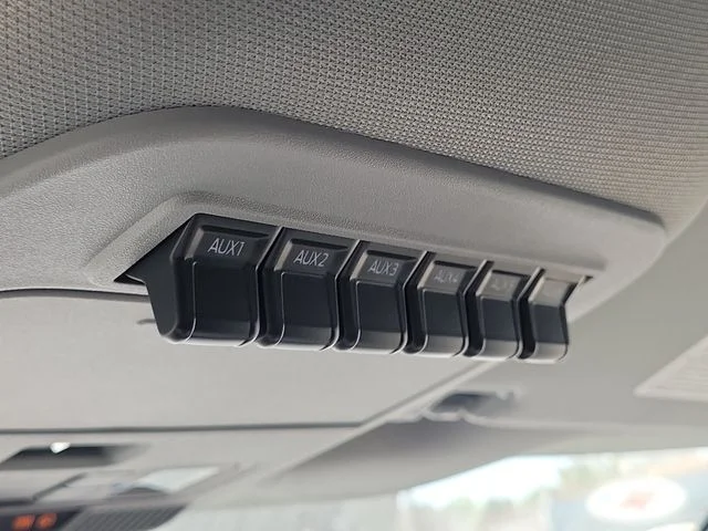 New 2026 Carbonized Gray Metallic Ford XL image 32