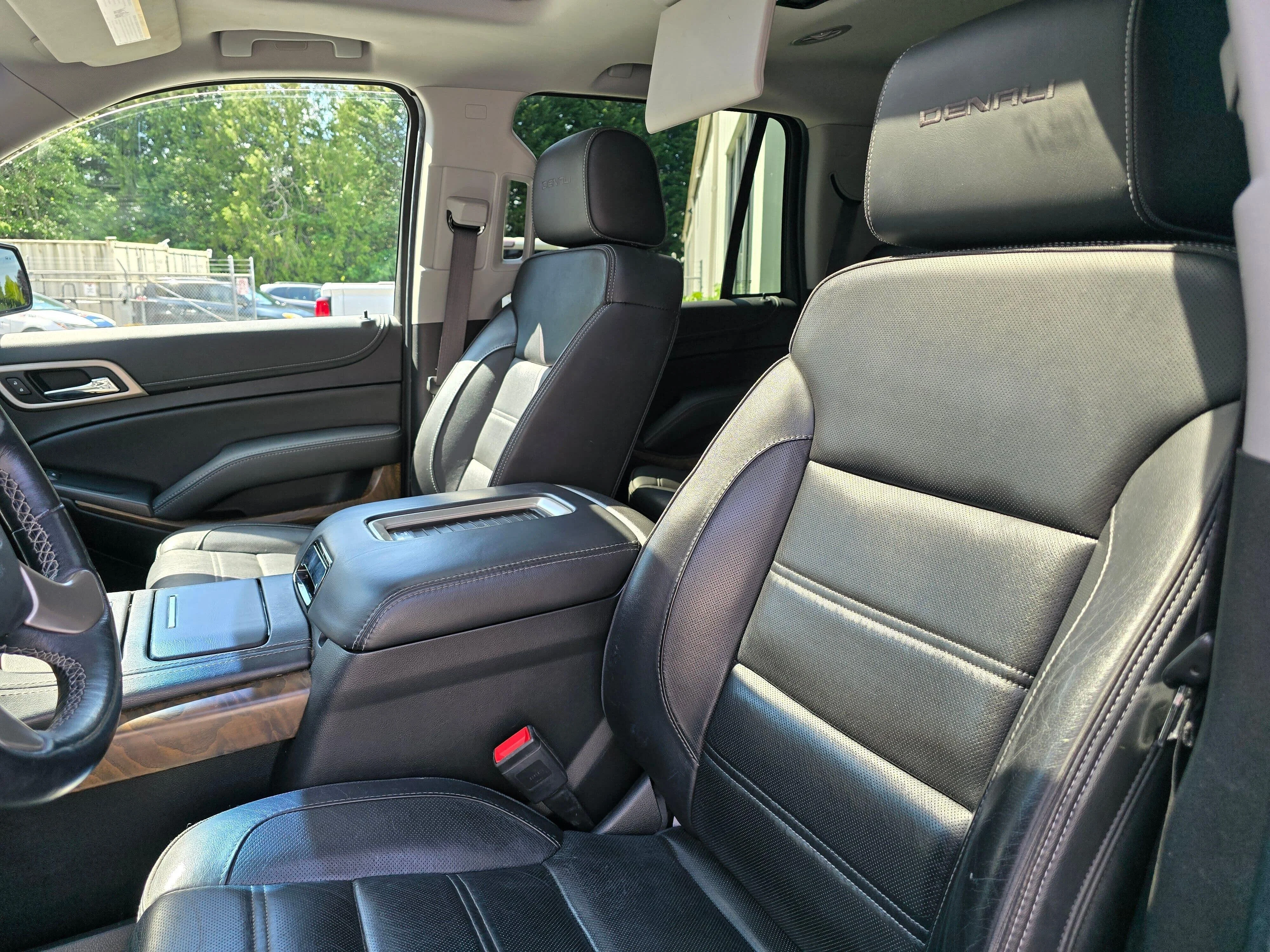 Used 2019 Sky GMC Denali image 14