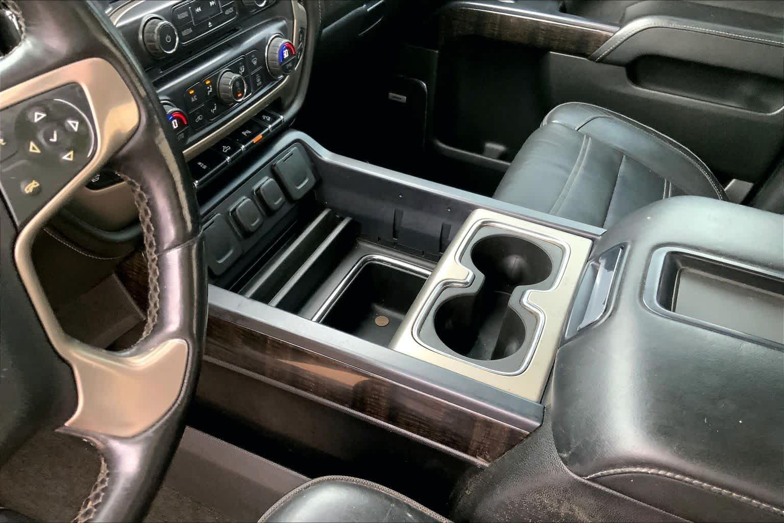 Used 2015 Onyx Black GMC Denali image 16