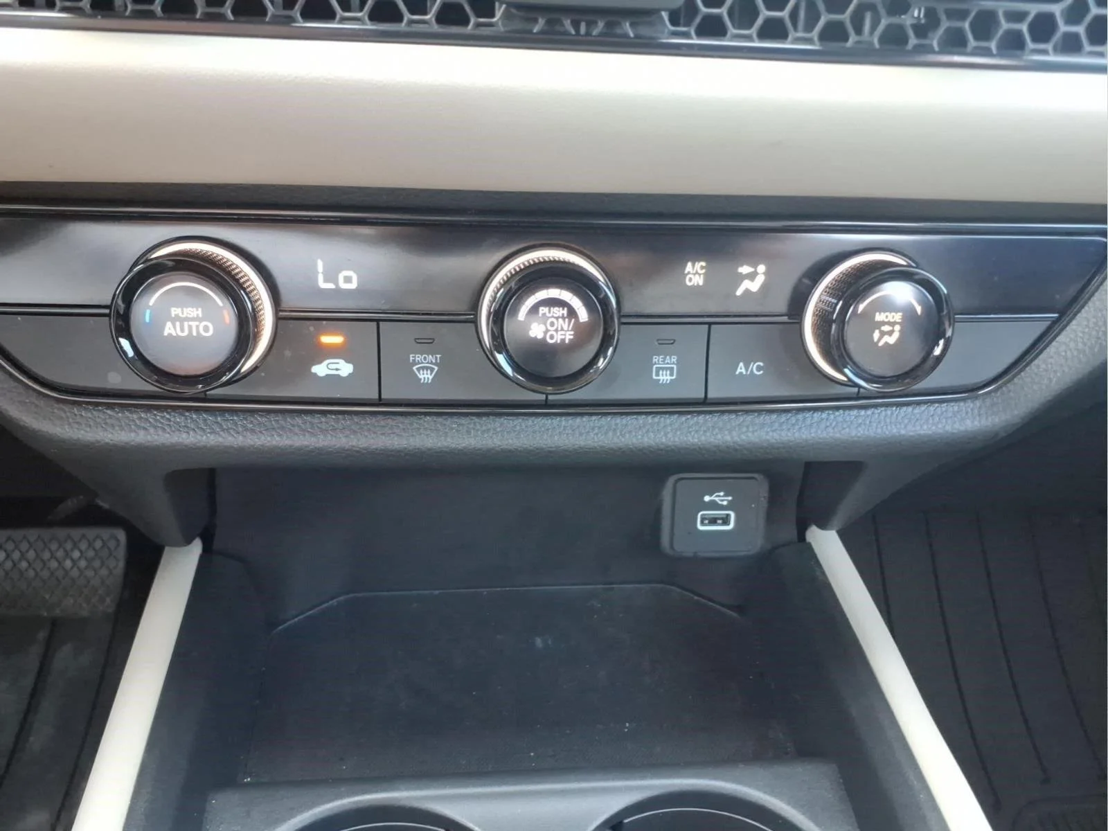 Used 2025 Modern Steel Metallic Honda LX image 23