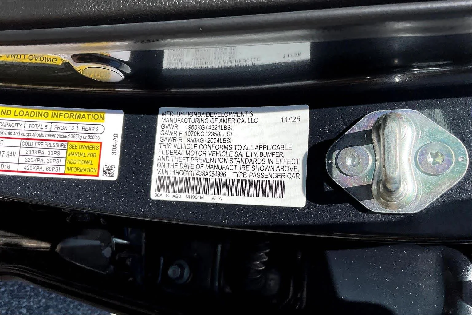 Used 2025 Meteorite Gray Metallic Honda SE image 34