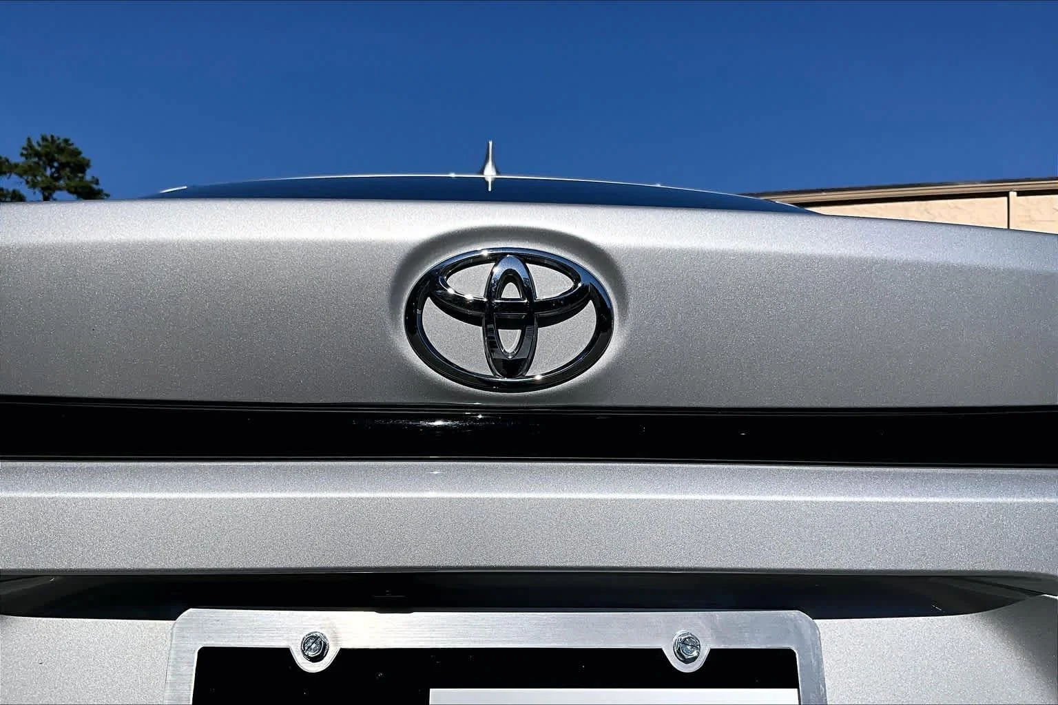 Used 2025 Classic Silver Metallic Toyota LE image 31