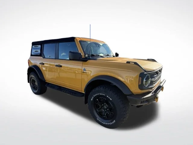Used 2021 Orange Ford Black Diamond image 3
