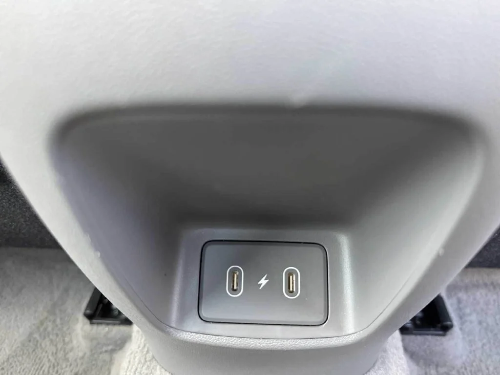 Used 2024 Silver Hyundai Blue image 12