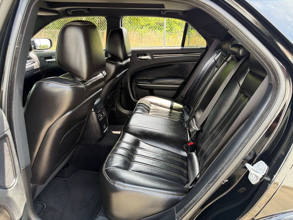2022 Chrysler 300 S - Photo 18