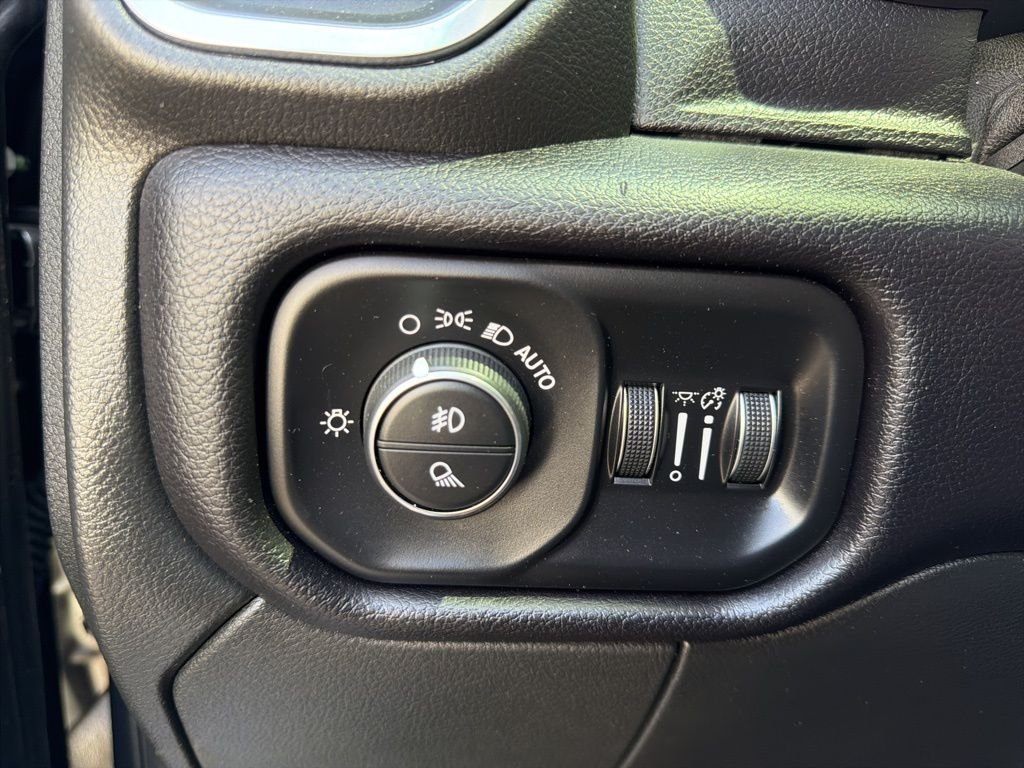 2022 RAM Ram 3500 Pickup Laramie - Photo 29