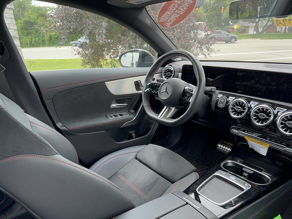 Certified Used 2025 Night Black Mercedes-Benz CLA 250 4MATIC® image 11