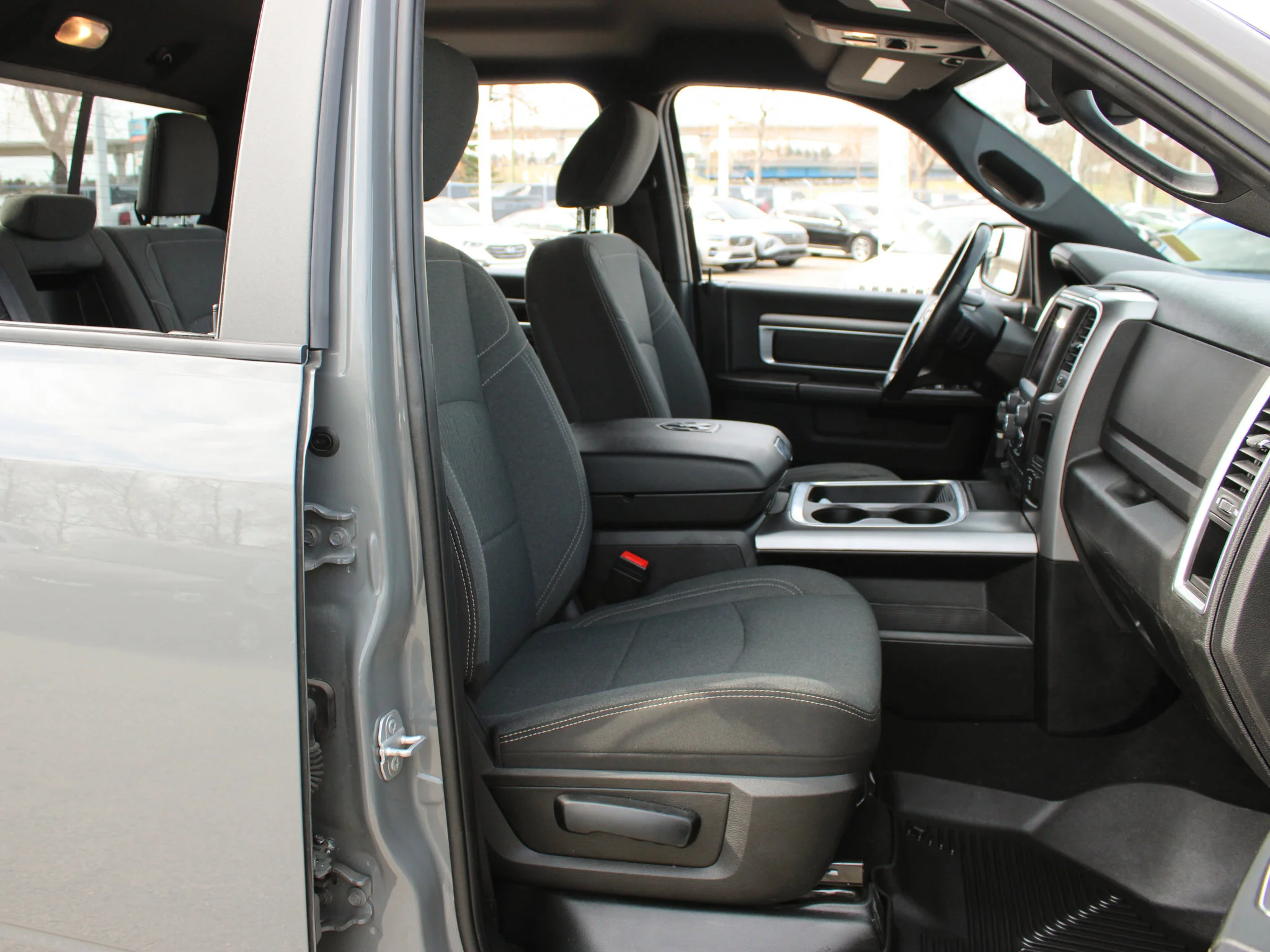 Certified Used 2022 Grey RAM Warlock * HEMI V8 | Android Auto | Bronze Wheels | Tonneau Cover | Heated Seats | Remote Start image 21