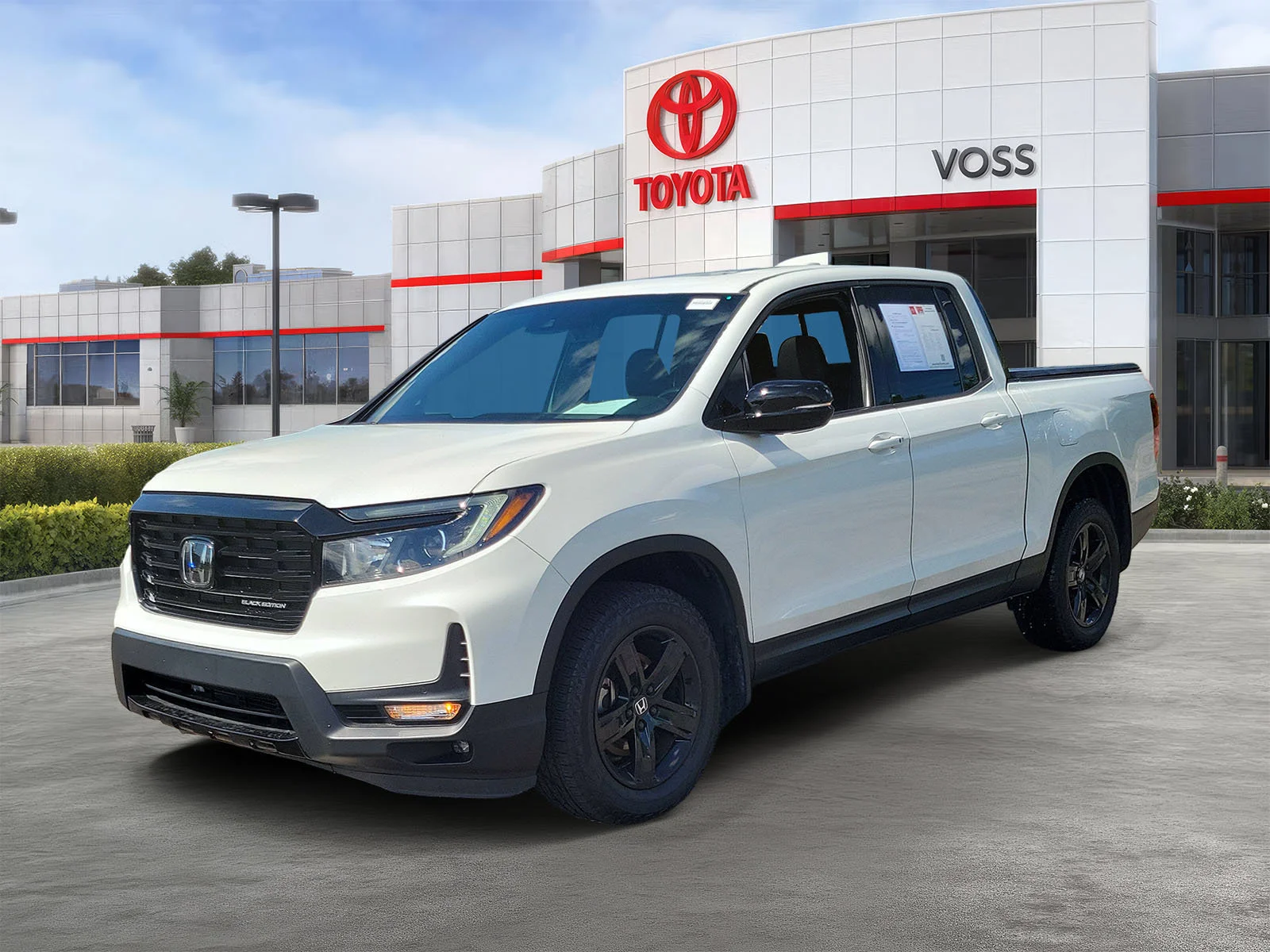 Used 2021 Platinum White Pearl Honda Black Edition image 2