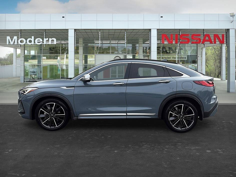 Used 2022 Slate Gray INFINITI ESSENTIAL image 2