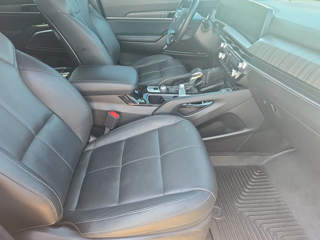 Used 2023 Ebony Black Kia SX image 47