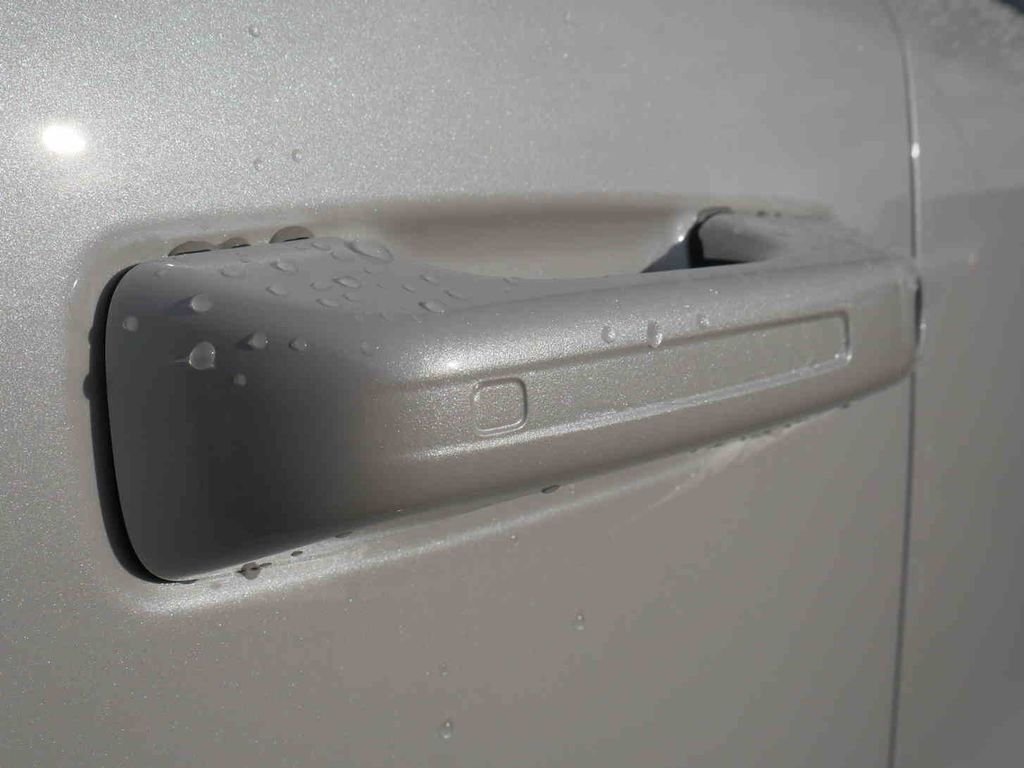 New 2026 Ivory White Tri-Coat Pearl-Coat Exterior Paint RAM  image 12