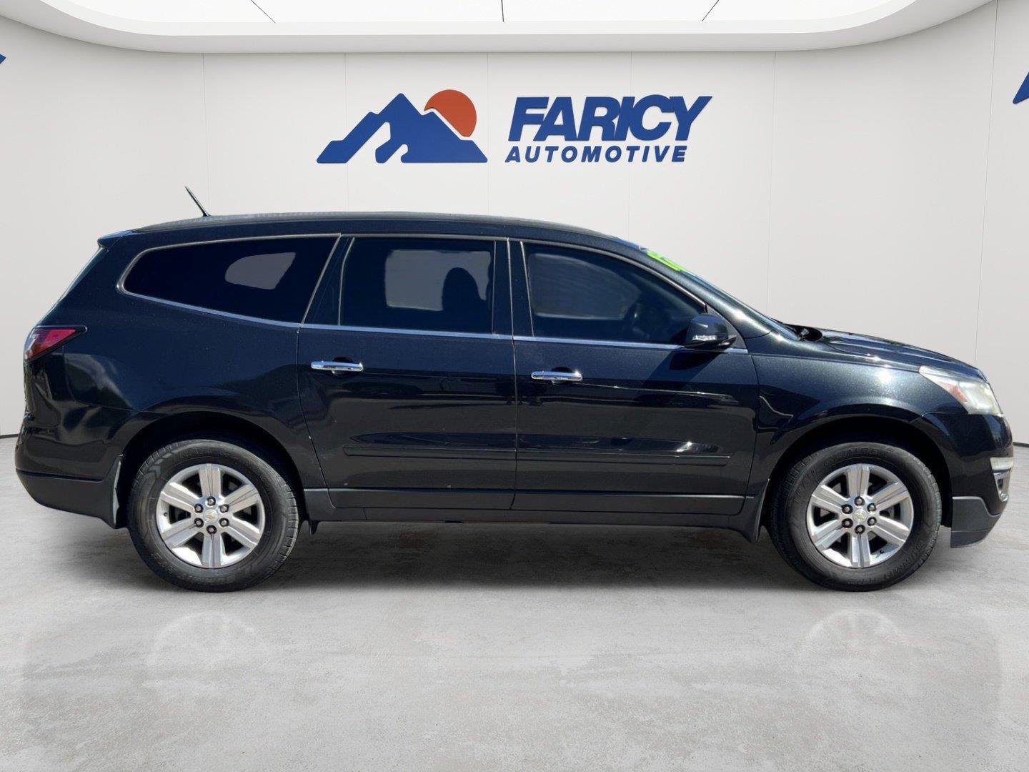 Used 2014 Black Granite Metallic Chevrolet LT image 4