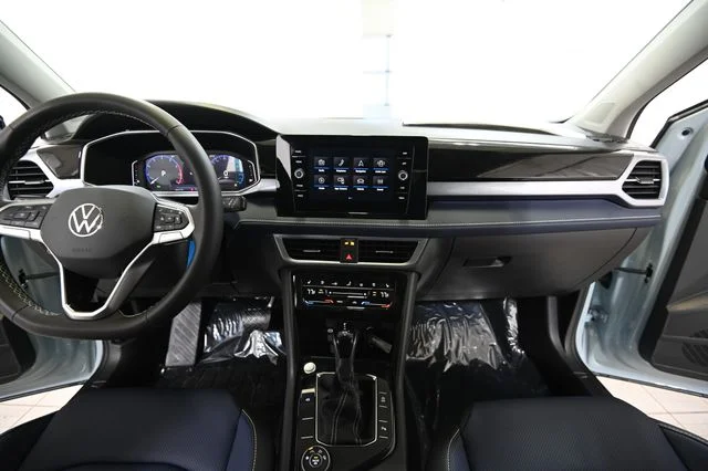 New 2026 Gray Volkswagen 1.5T SEL image 2