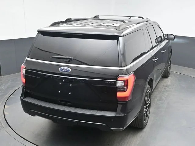 Used 2020 Black Ford Limited image 23