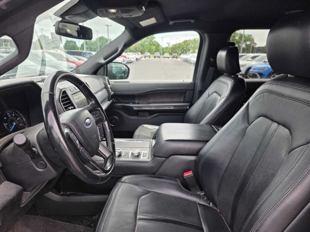 Used 2020 Burgundy Velvet Metallic Tinted Clearcoat Ford Limited image 3