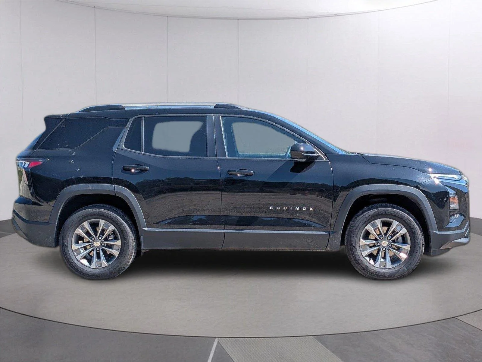 Used 2025 Mosaic Black Metallic Chevrolet LT image 8