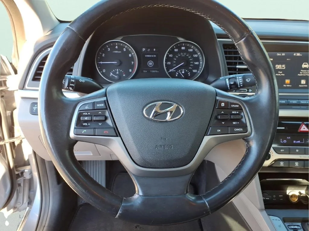 Used 2017 Gray Hyundai SE image 15