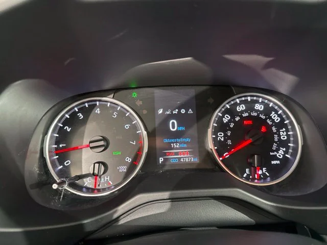 Used 2021 Red Toyota XLE Premium image 26