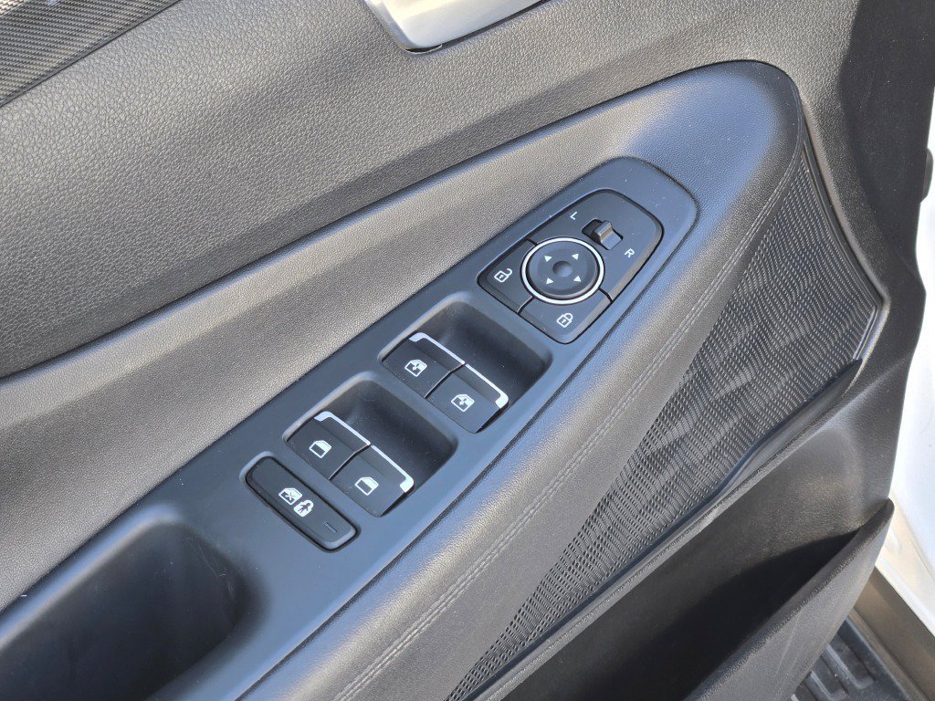 Used 2022 Quartz Hyundai XRT image 19