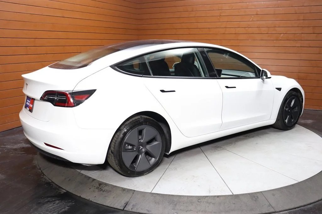 Used 2023 Pearl White Multi-Coat Tesla Base image 18